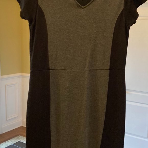 Ruby Ribbon Rita Panel dress - Picture 3 of 4